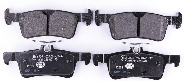 HELLA PAGID 8DB 355 021-701 Bremsbelagsatz - T2392 - Dicke/Stärke: 15.9mm - Bremssystem: Teves - nic