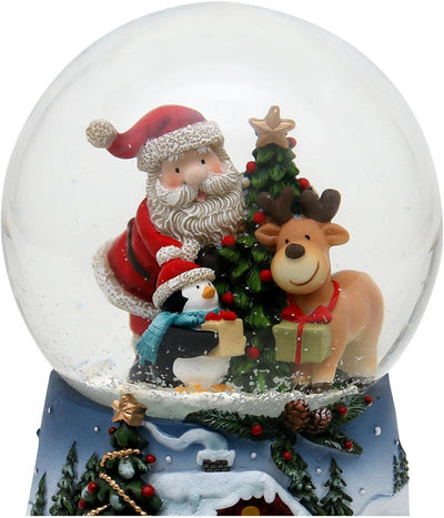 Dekohelden24 Schneekugel Santa mit Rentier und Pinguin blauem Sockel mit Weihnachtliche Winterlandsc