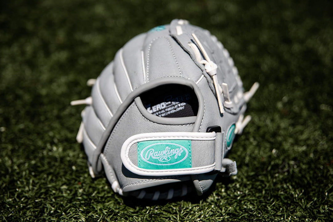 Rawlings Sure Catch Series Fastpitch Softball Glove, Basket Web, 11 inch, Right Hand Throw