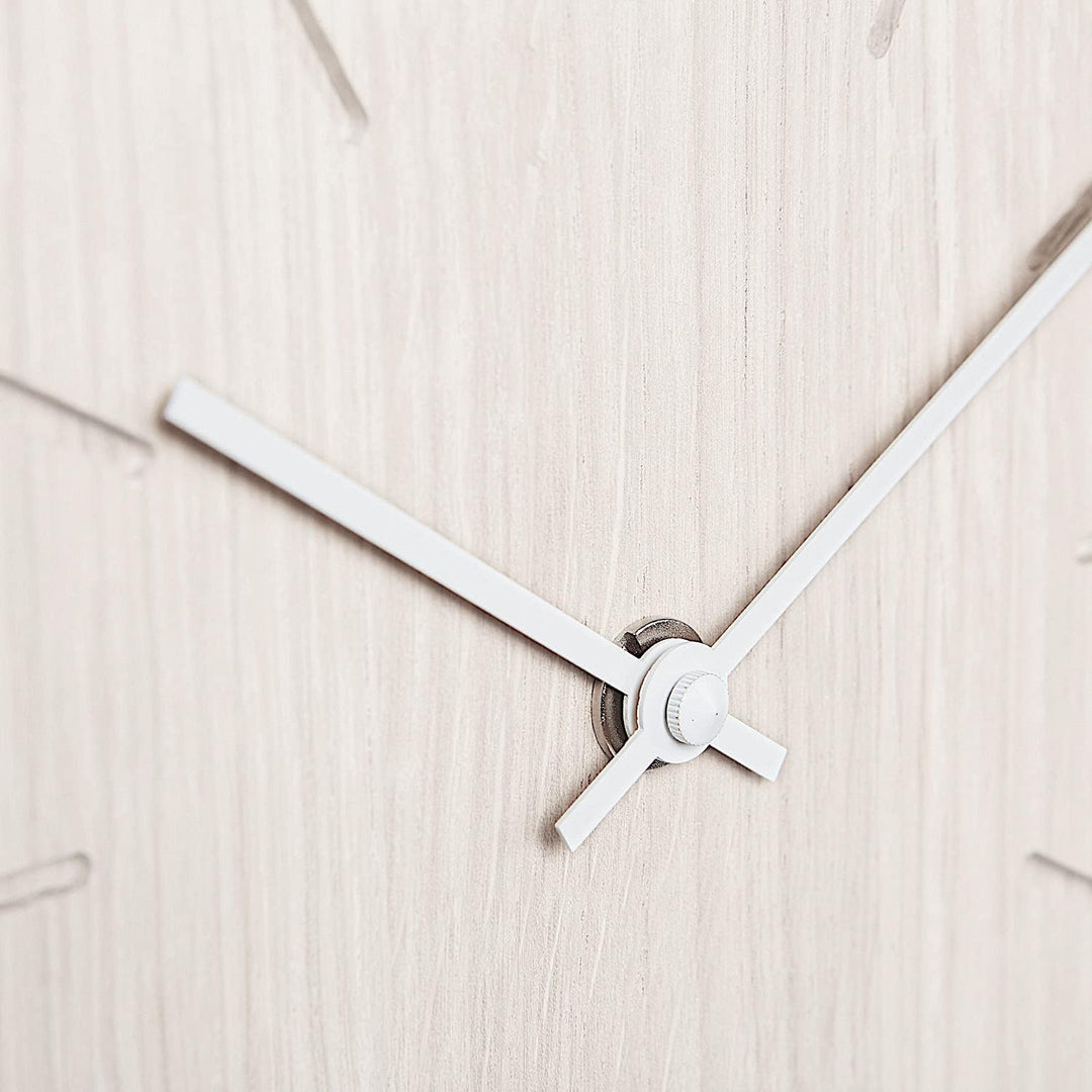 Natuhr Holzuhr Wanduhr Tischuhr Eiche Holz - Beam - geräuscharm Massivholz Design 17 x 17 cm (Eiche