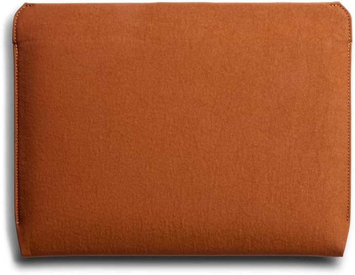 Bellroy Laptop Sleeve (14’’ Laptop, wasserabweisendes recyceltes Gewebe, Magnetverschluss) - Bronze,