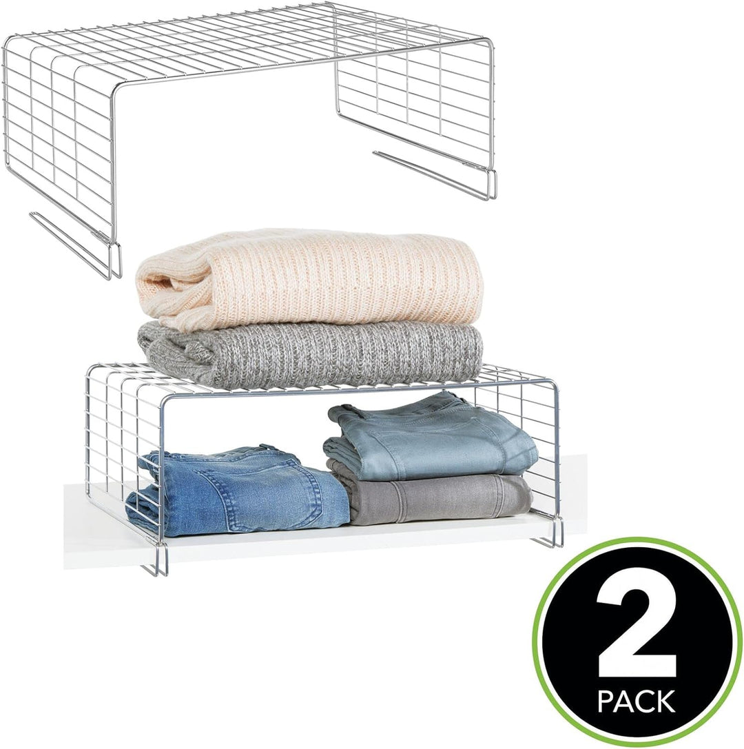mDesign 2er-Set Drahtkorb für den Kleiderschrank – moderner Schrank Organizer mit 2 Ebenen für Kleid