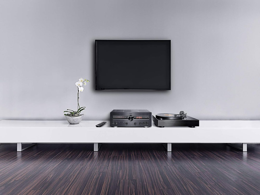 Magnat MA 900, schwarz - robuster Stereo Hybrid-Verstärker mit hochwertiger Aluminium-Front und hohe