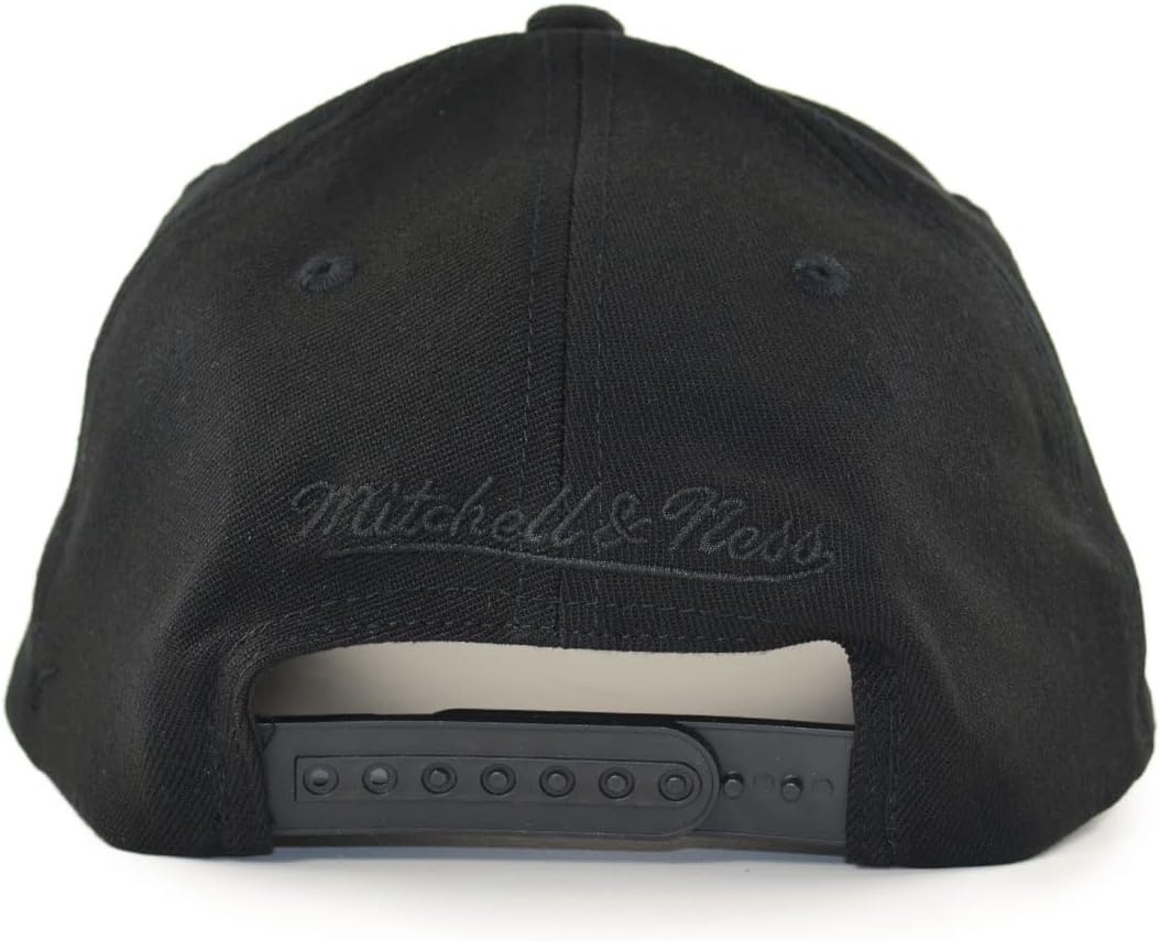 Mitchell & Ness NBA Toronto Raptors Classic Out Arch Snapback Cap schwarz, OS