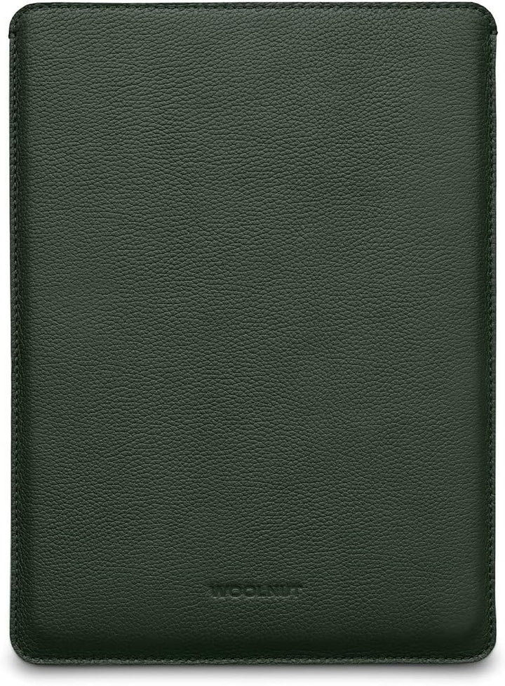 WOOLNUT Schutzhülle für MacBook Pro 14 – Laden in der Hülle – Vollnarbenleder, Innenseite aus Wollfi