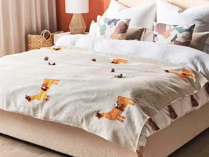 Deko Decke Baumwolle beige/orange mit Lama-Motiv Quasten 130x180 cm Khandwa
