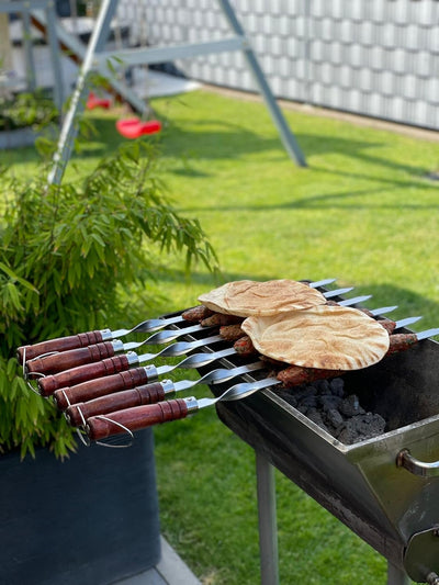 6 Edelstahl Grill-Spiesse mit Holzgriff - 60cm lang / 2cm breit / 2mm Stark - Lula Lulu Kebab Adana