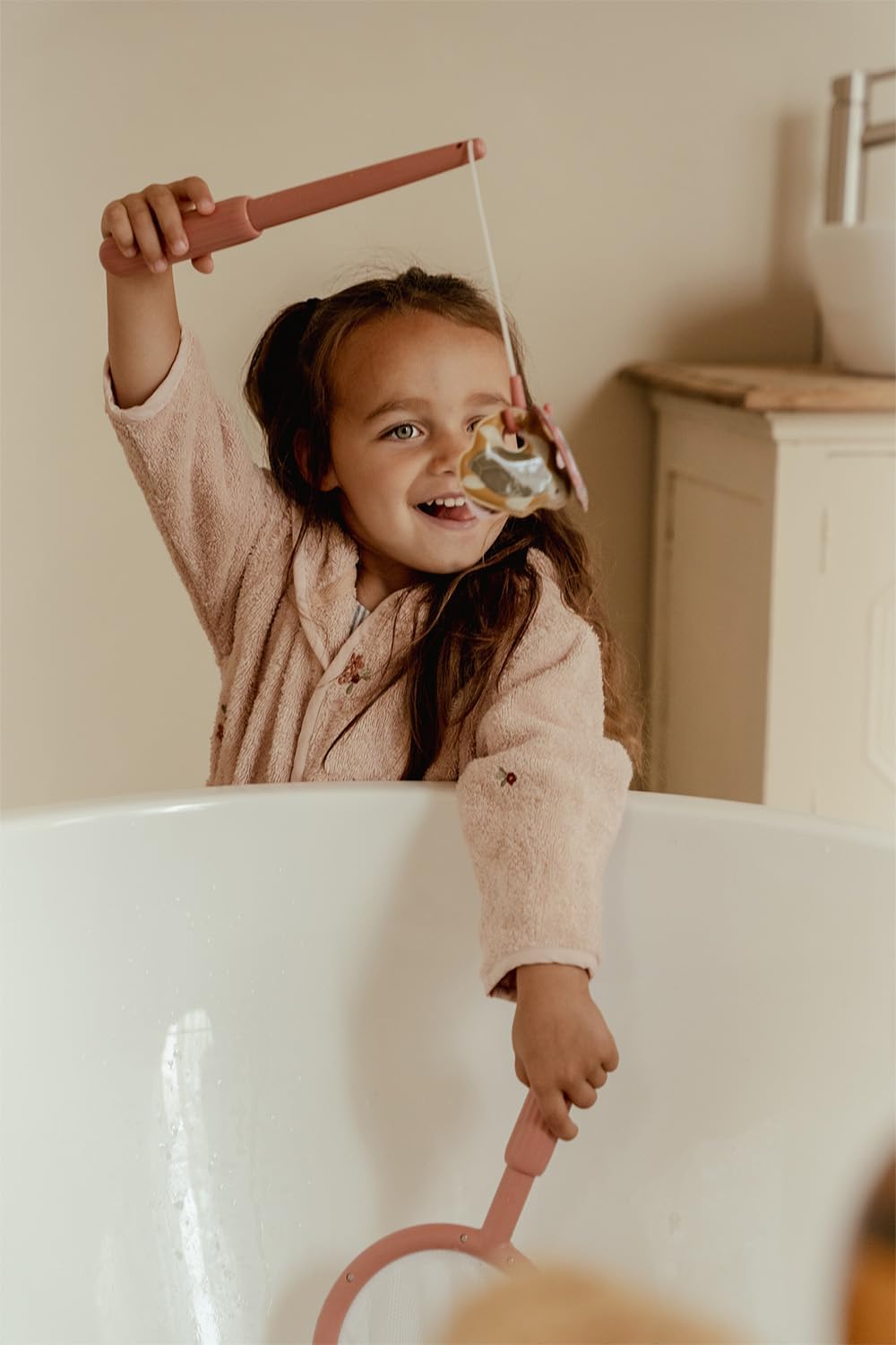 Little Dutch Angelspiel Badespielzeug für Baby Kleinkind - rosa