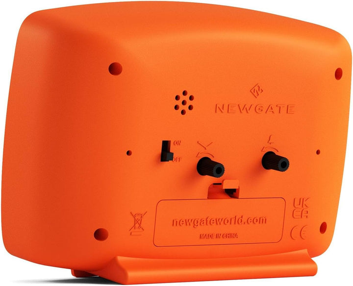 NEWGATE® Brooklyn Retro-Wecker/Tischuhr – Rechteckiger Wecker – Schlafzimmerzubehör – Schreibtischzu