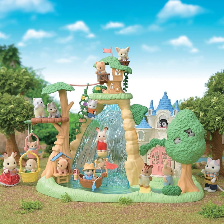 Sylvanian Families - 5762 Abenteuerspielplatz Wasserfall, Tierfigur, Spielzeug für Kinder ab 3 Jahre