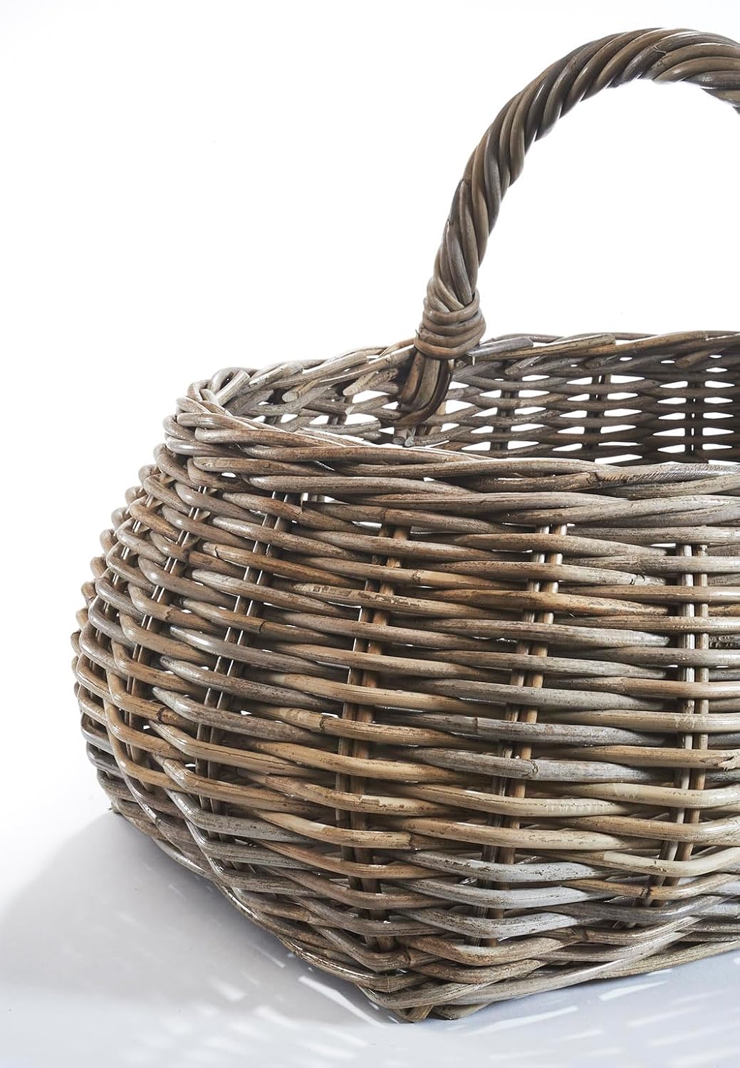 Kobolo Rattankorb Einkaufskorb Korb mit Henkel aus Rattan in kubu Grey
