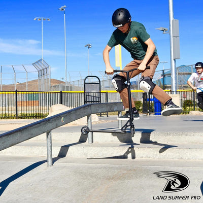 Land Surfer Stunt Scooter PRO X - Stunt Roller für Kinder ab 8 Jahren und Teenagers mit 360 Grad Dec