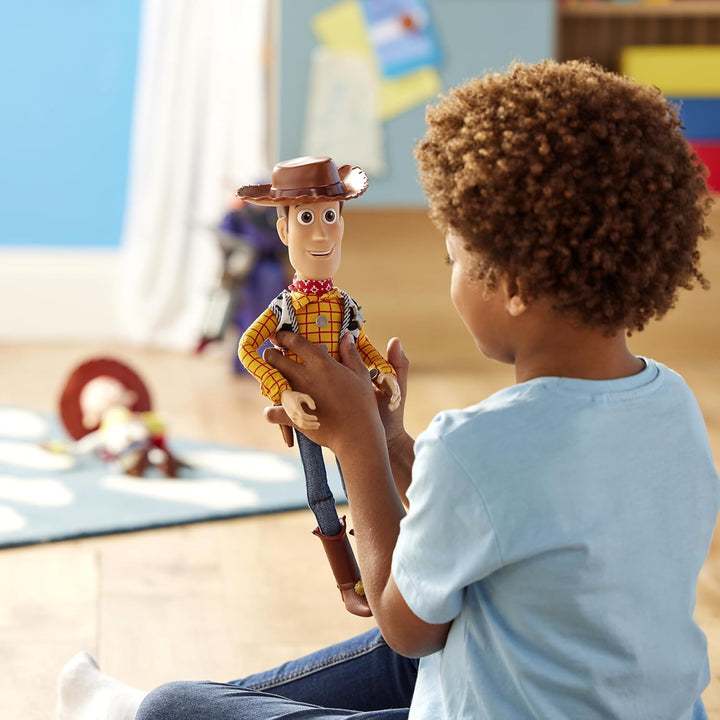 Disney Store Official - Pixars Toy Story - Sheriff Woody - Interaktive sprechende Actionfigur - 39 c