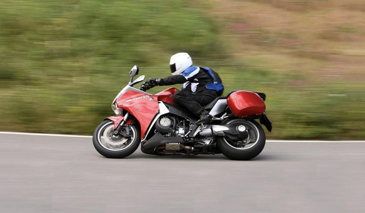 Metzeler 2491900-170/60/R17 72W - E/C/73dB - Ganzjahresreifen