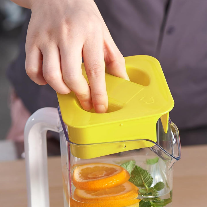 CURTA krug 2liter Wasserkrug Mit Deckel Mit Griff mit Skala, Kunststoff Für kühlschrank,2 liter pitc