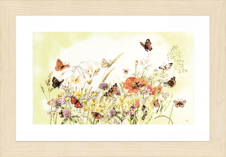 Lanarte Zählmusterpackung Schmetterlinge & Blumen Kreuzstichpackung, Baumwolle, Mehrfarbig, 56 x 32