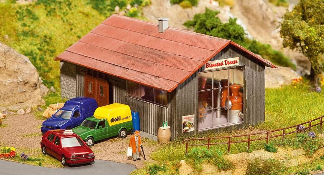 FALLER 130194 - Brennerei mit Zubehör