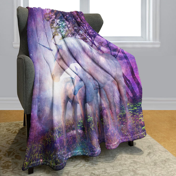 YISUMEI Decke 125x150 cm Kuscheldecken Sanft Flanell Weich Fleecedecke Fantasy Forest Einhorn Lila C