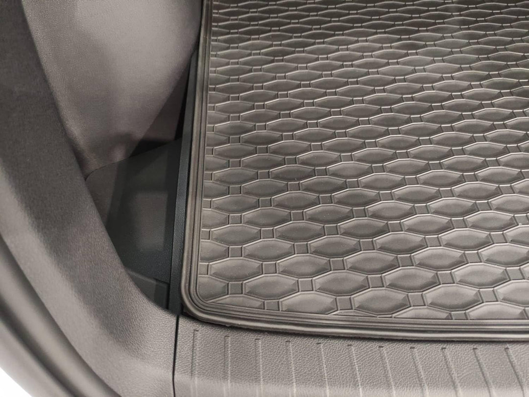 Gummi Kofferraummatte passend für BYD Seal U DM-i Plug-In-Hybrid ab 2024 (hoher Boden, eben zur Lade
