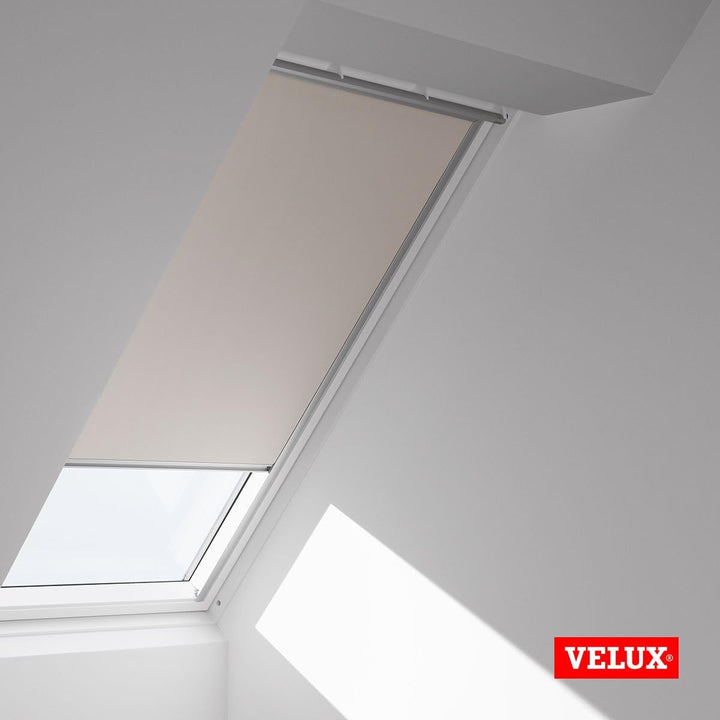 VELUX Original Verdunkelungsrollo (DKU), Silberne Seitenschienen, 334, 304, 1, Uni Hellbeige 334, 30