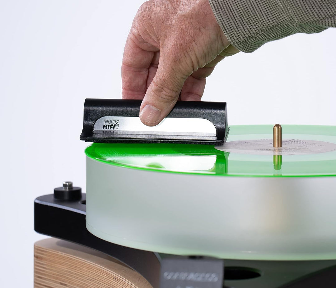 FLUX-Hifi Flux-Brush Schallplattenbürste kombiniert mit Samtpads und Karbonfaserbürste