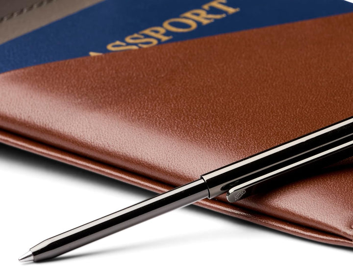 Bellroy Travel Wallet, Reisedokumententasche (Reisepass, Tickets, Bargeld, Karten und Stift) Sienna,