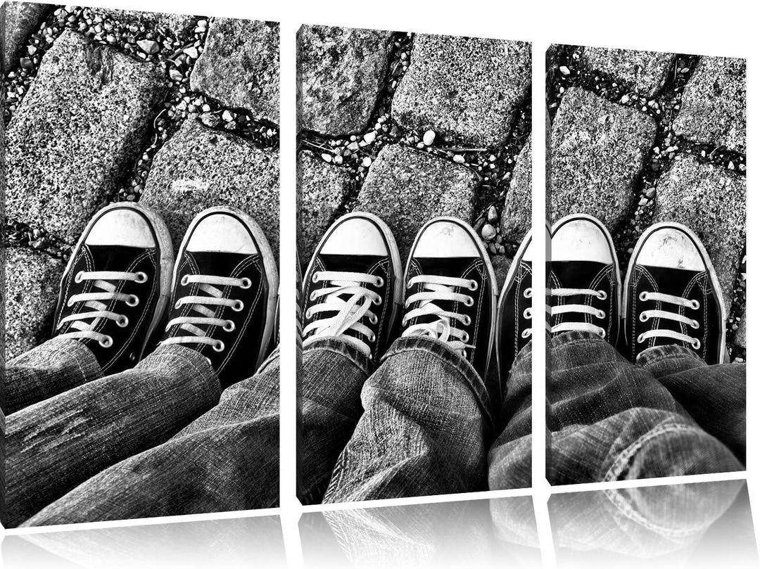 Pixxprint Trendige Schuhe als Leinwandbild/Grösse: 3Teilig (120x80) / Wandbild/Kunstdruck/fertig bes