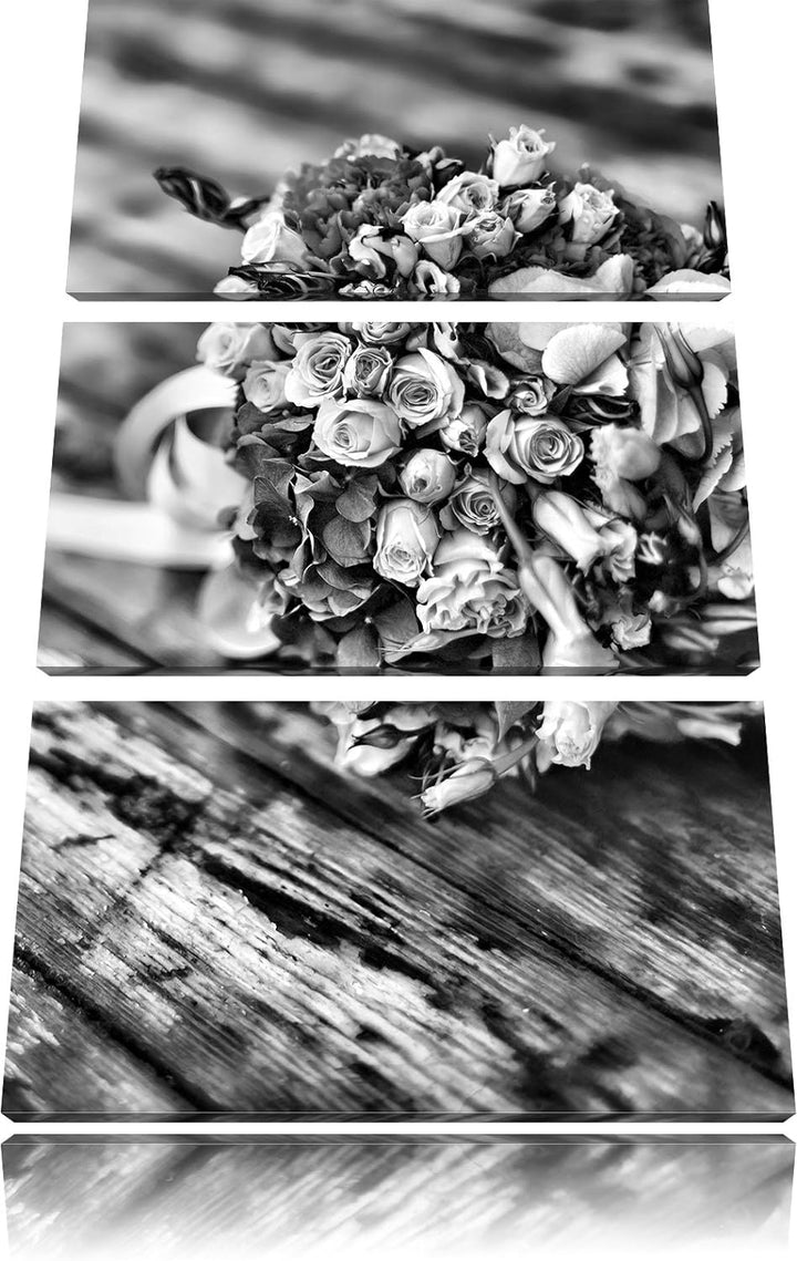 Pixxprint Blumenstrauss auf altem Holztisch als Leinwandbild/Grösse: 3 Teilig (120x80) cm/Wandbild/K