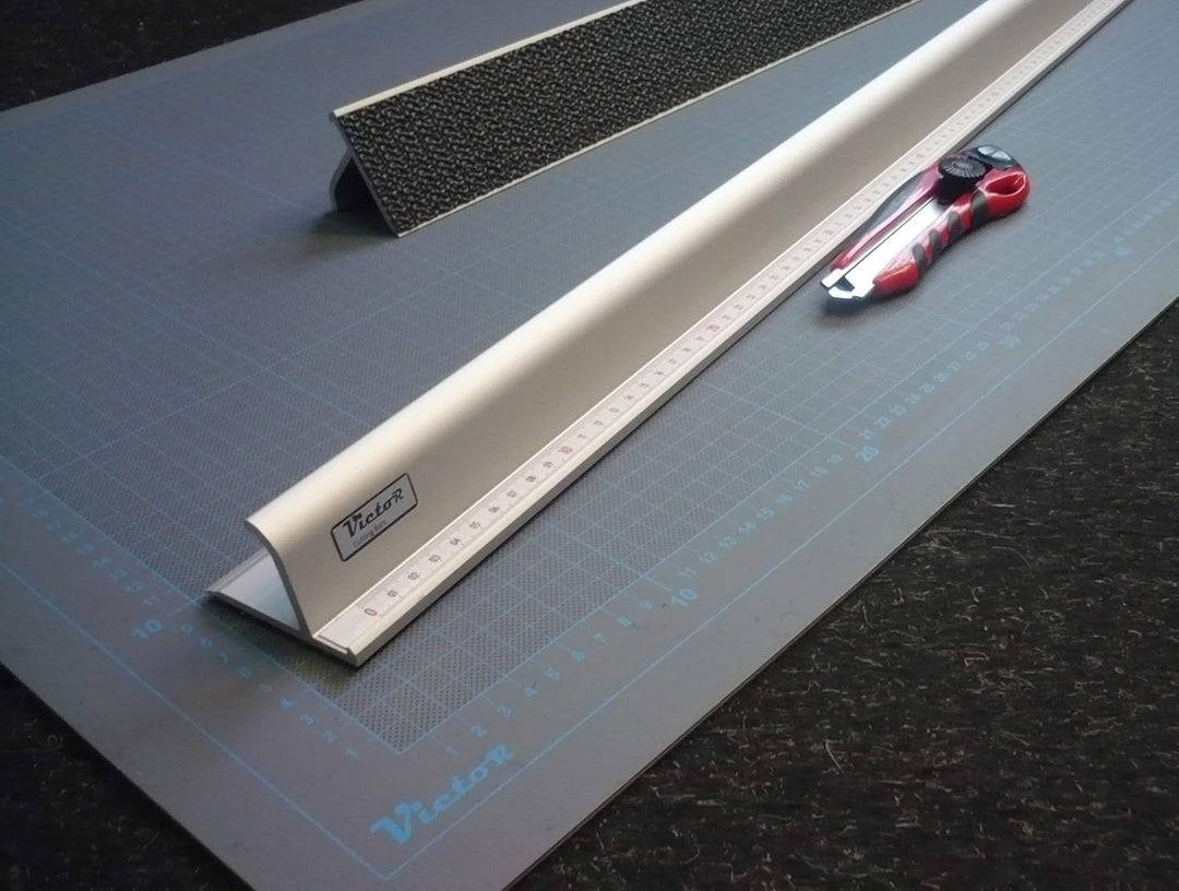 Victor Bar Schneidelineal aus Aluminium Profi-Ausführung rutschsicher