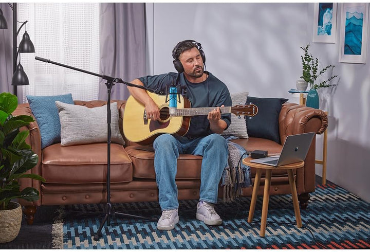 RØDE NT1 Signature Series Grossmembrankondensatormikrofon mit Schockhalterung, Popschutz und XLR-Kab