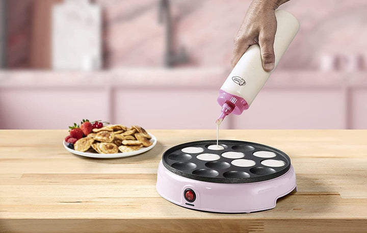 Bestron Donut Maker, inkl. Teigportionierer für 700ml mit Skala, Ideal zum Befüllen des Donut-Geräts