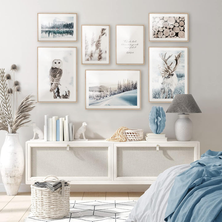 BLCKART Magic Winter Poster Set Beige Blau Schlafzimmer Deko Schnee Bilder Rentier Wanddeko Eule Woh