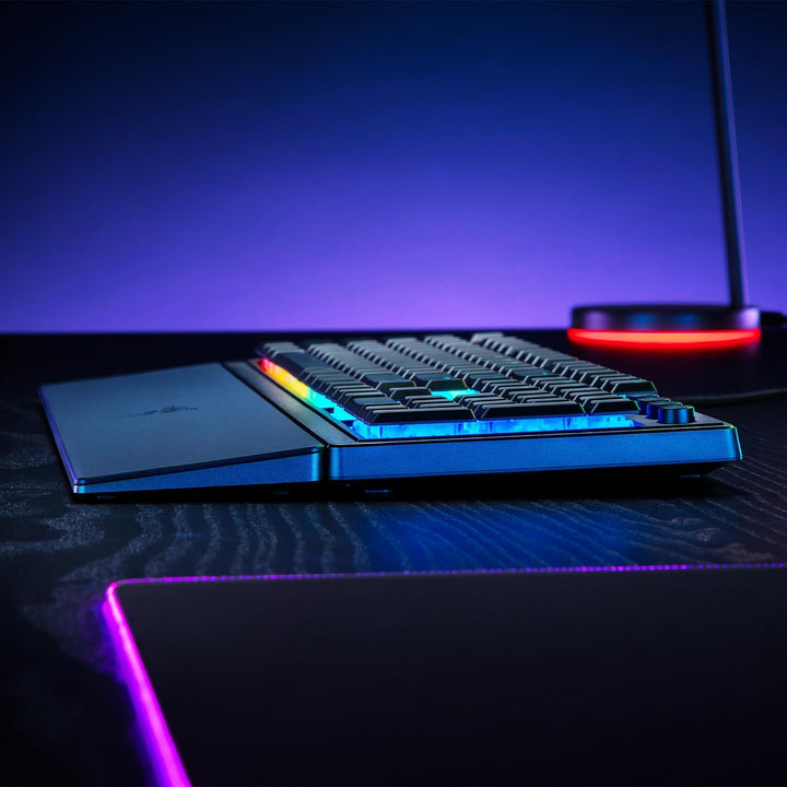 Razer Ornata V3 - Flache Mecha-Membran-Gaming Tastatur (Hybrid Mecha-Membran-Switches, Magnetische S