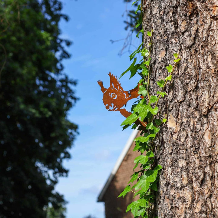 Steelmonks Gartendeko aus Rost: Eichhörnchen Baumstecker aus Cortenstahl – Langlebige Rostfigur für