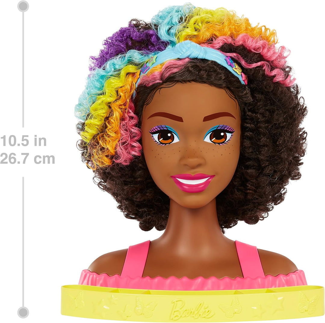 Barbie HMD79 - Barbie-Puppe Deluxe Styling-Kopf, Barbie Totally Hair, lockige braune Neon-Regenbogen