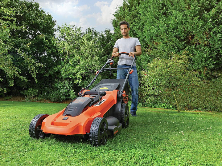 Black+Decker 3-in-1 Akku-Rasenmäher (mit Autosense 36V, 48 cm Schnittbreite, für mittlere und grosse