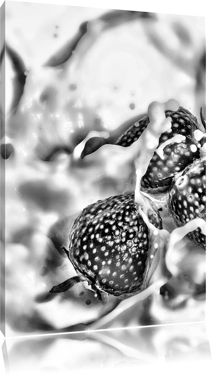 Pixxprint Monocrome, Erdbeeren in Milch Erdbeermilch, Format: 100x70 auf Leinwand, XXL riesige Bilde