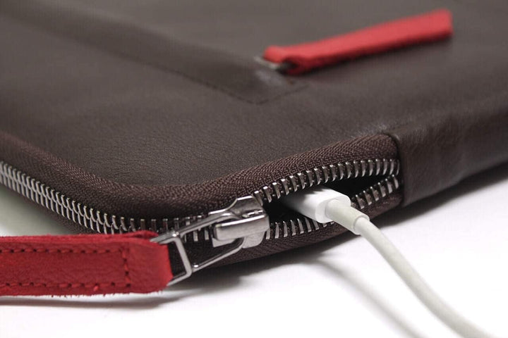 Pack & Smooch für MacBook Pro 14 Hülle | Pflanzlich Gegerbtes Leder | Handmade in Germany | Farbe in