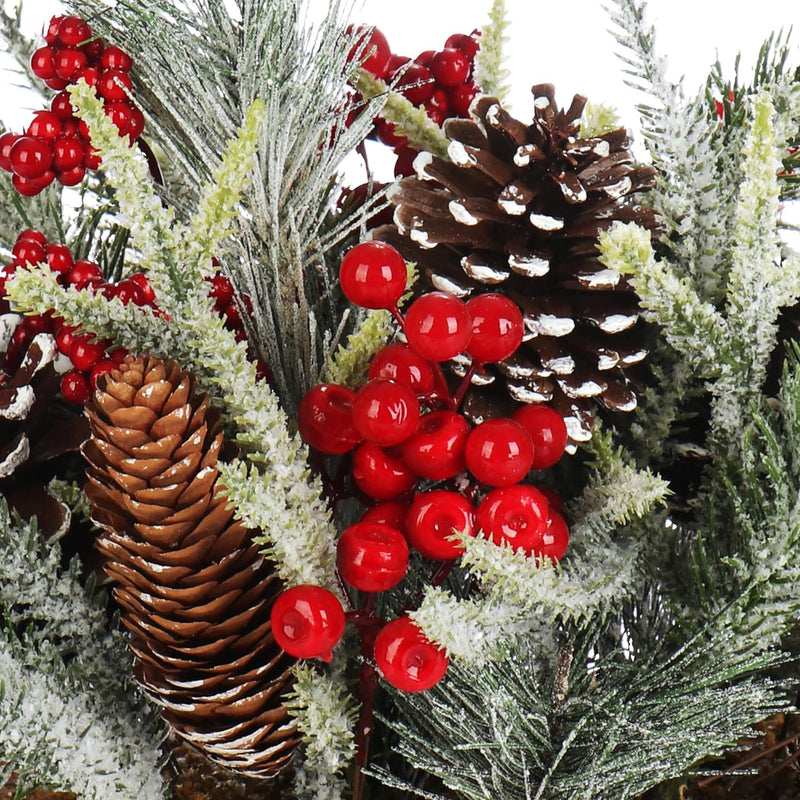 COM-FOUR® Deko-Gesteck Weihnachten - Kleiner winterlicher Tischschmuck im Rinden-Topf mit roten Beer