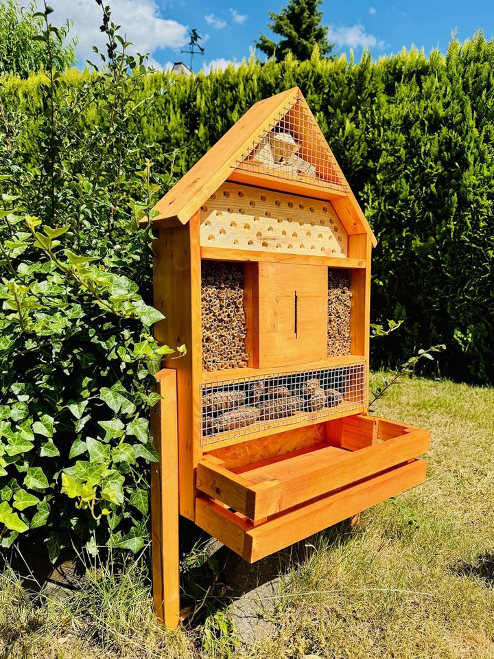 massives handgefertigtes XLInsektenhotel aus Holz für Wildbienen I Insektenhaus mit Blumenkasten I B