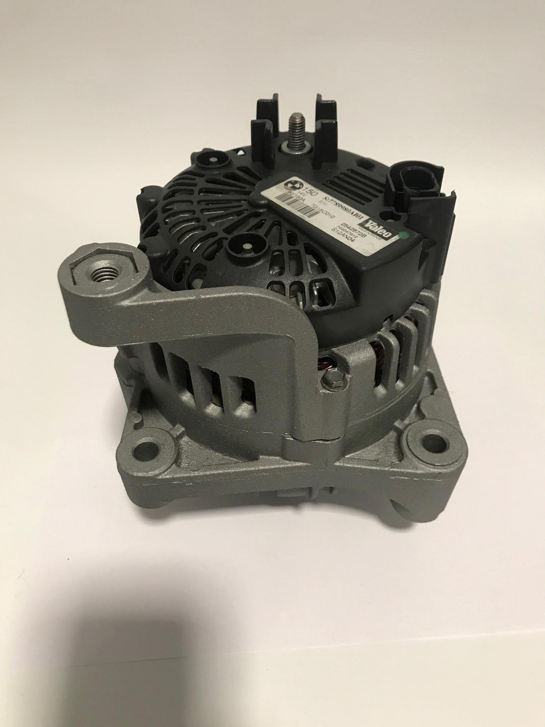 VALEO 439487 Generator Ladestrom des Generators: 150 Amp Rippen: 6 rippen Riemenscheibe Ø: 54,8 mm S