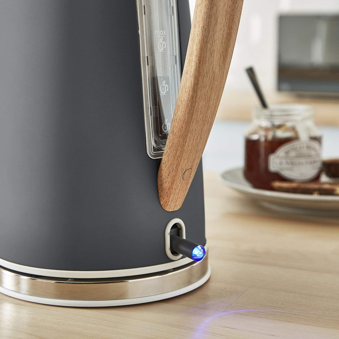 Swan Nordic Frühstücksset, Wasserkocher, 1,7 l, 2200 W, Breitschlitz-Toaster, 2 Scheiben, digitale M