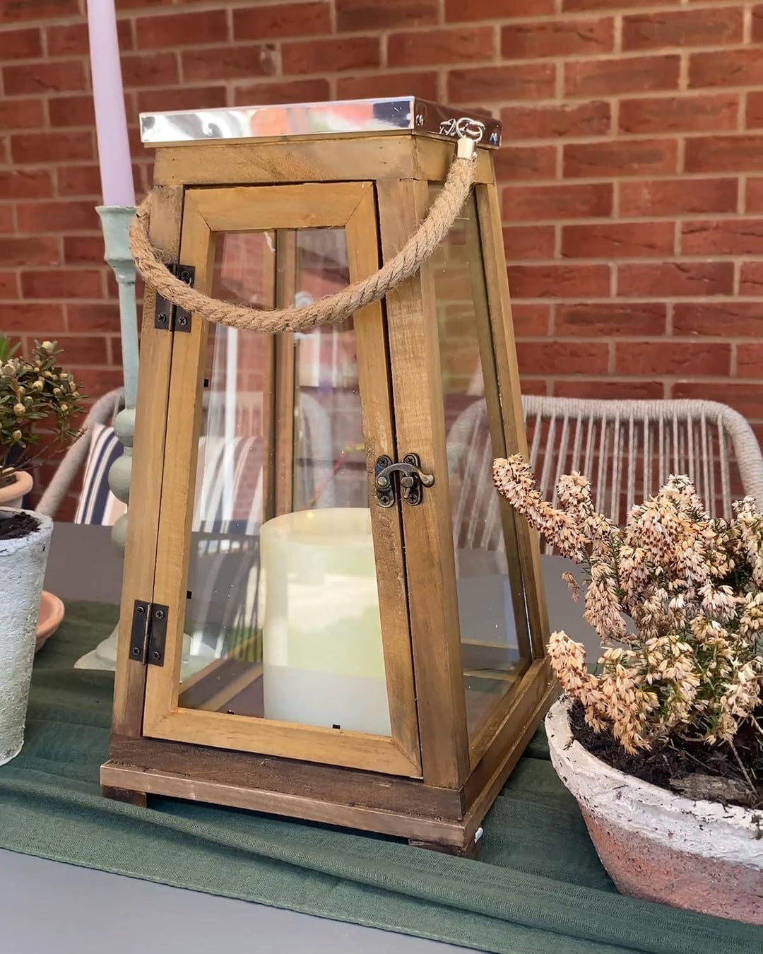 Holzlaterne Kiefernholz H: 39 cm Windlichtlaterne Sicherheitsglas braun Pulau