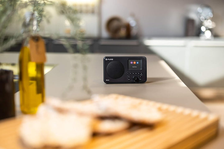Pure Elan One tragbares DAB+ Radio mit Bluetooth 5.0 (DAB/DAB+ und UKW Radio, 2,4" TFT Display, 20 S