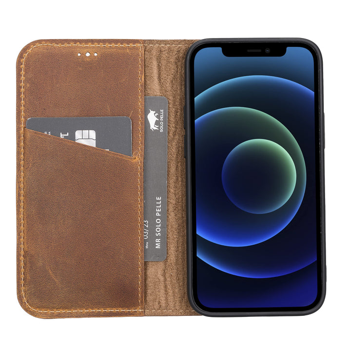 Solo Pelle aufklappbare Lederhülle kompatibel für iPhone 13 in 6.1 Zoll inkl. 1 Kartenfach für das o