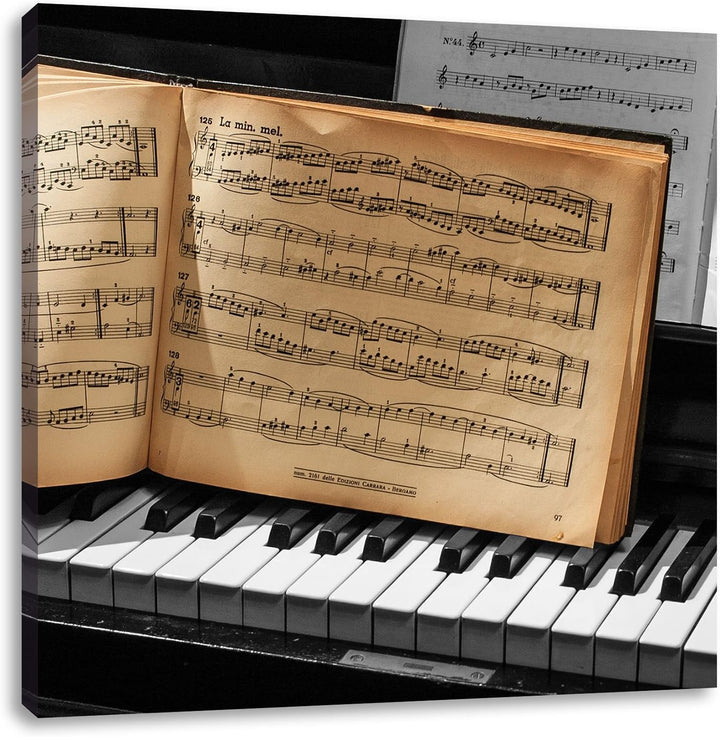 Pixxprint Notenbuch auf Piano als Leinwandbild/Grösse: 70x70 cm/Wandbild/Kunstdruck/fertig bespannt,