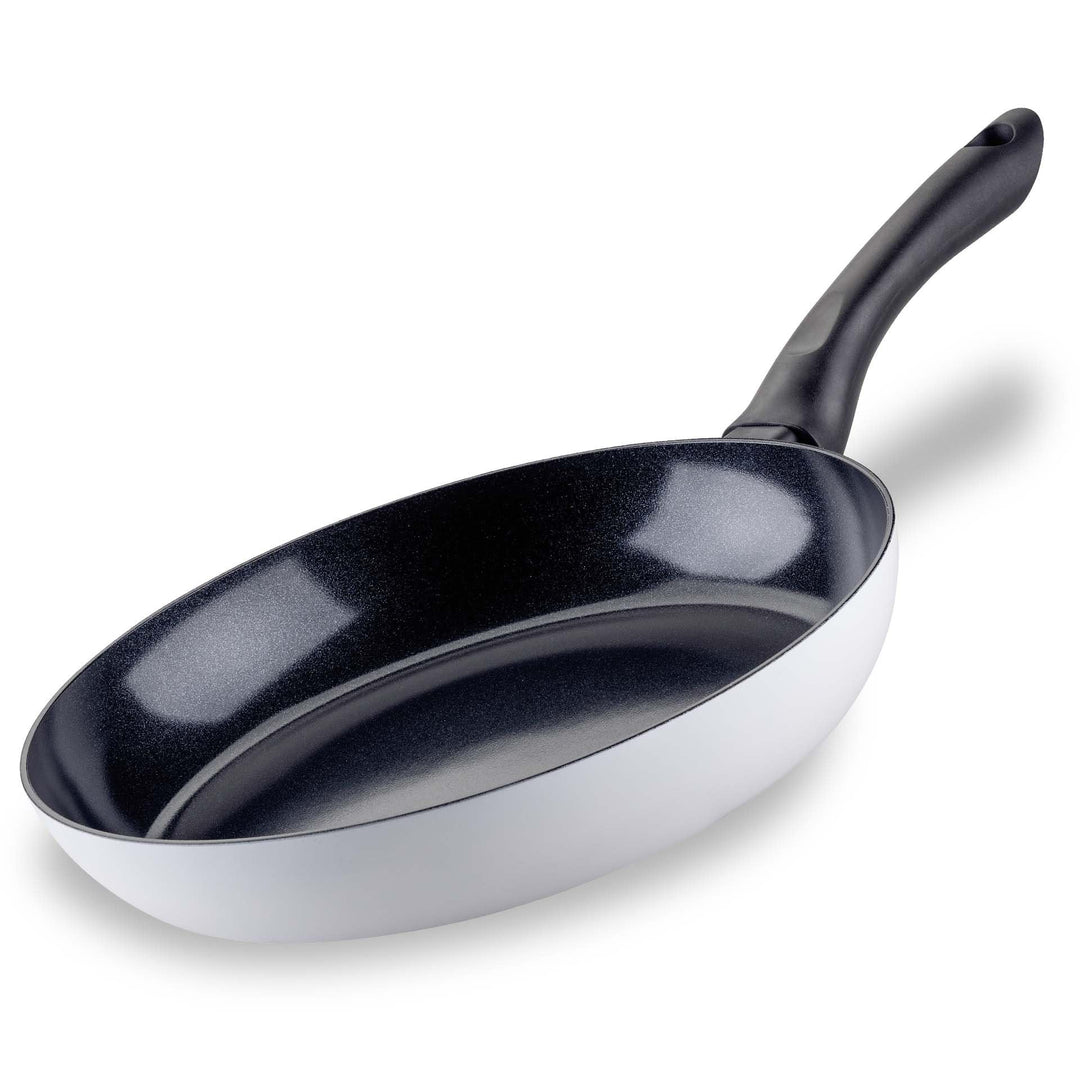 FACKELMANN Bratpfanne Arcadalina 28cm – Antihaft-Pfanne aus 90% recyceltem Aluminium mit ergonomisch