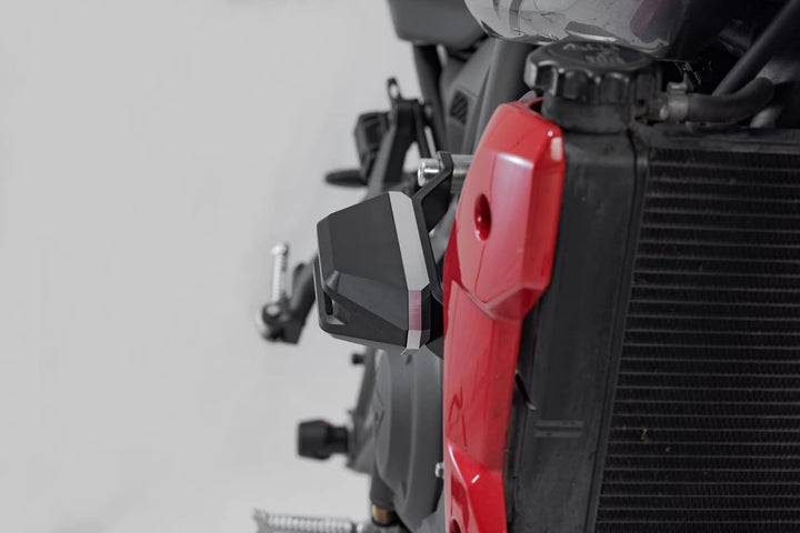 SW-Motech Sturzpad-Kit - Schwarz. Triumph Trident 660 / Tiger 660 (21-).