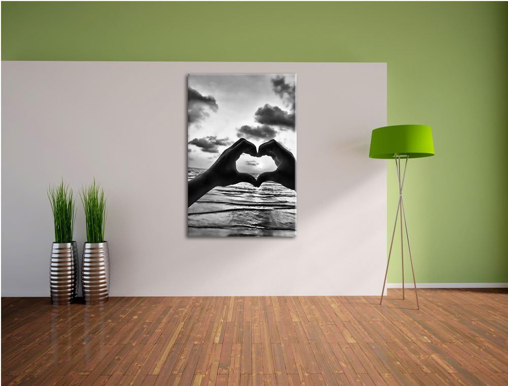 Pixxprint Händen geformtes Herz am Meer als Leinwandbild/Grösse: 100x70 cm/Wandbild/Kunstdruck/ferti