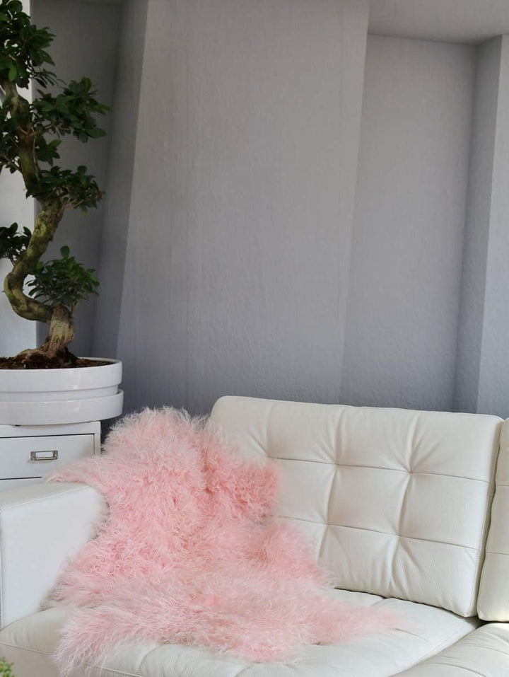 Hollert Lammfell Tibet Sheepskin Monglolisches Schaffell gelockt sehr weich Echtfell Dekoration Läuf